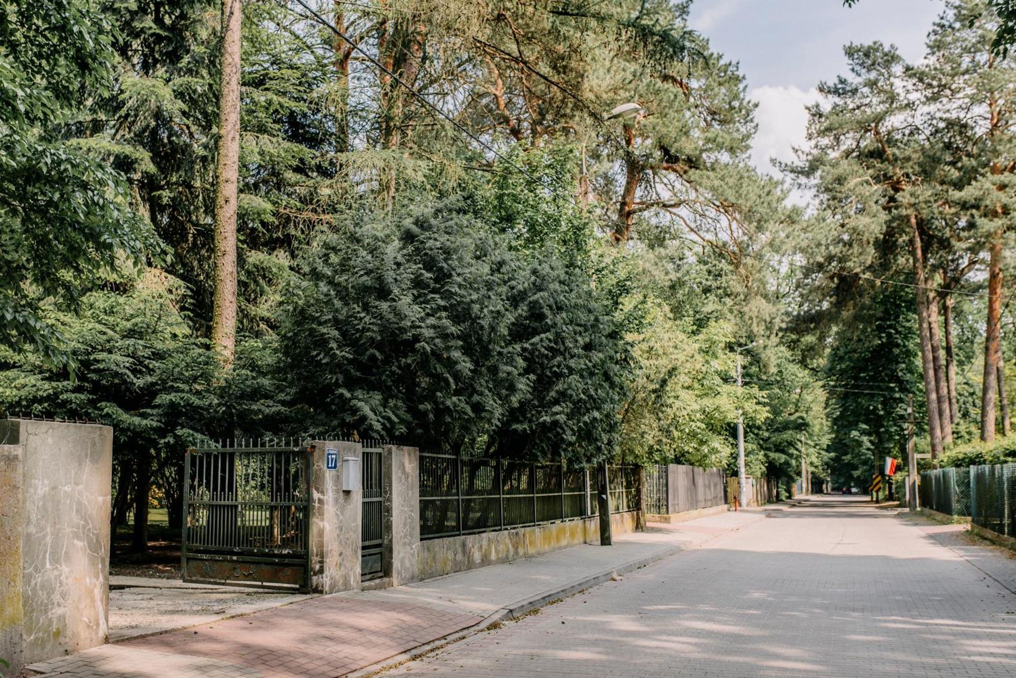 Apartel Piaseczno *